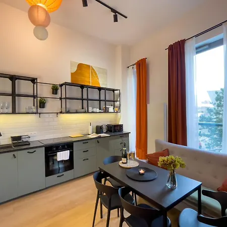 Urban Premium, Sokolska 30 Towers No 3, Free Parking, Gym & Sauna, Self Check-in 卡托维兹