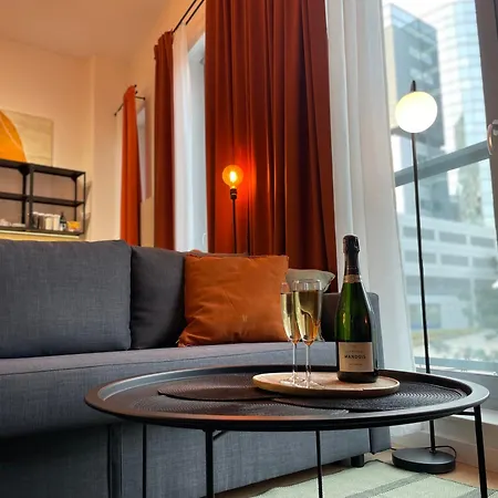 Urban Premium, Sokolska 30 Towers No 3, Free Parking, Gym & Sauna, Self Check-in Apartamento *