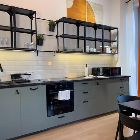 Urban Premium, Sokolska 30 Towers No 3, Free Parking, Gym & Sauna, Self Check-in * 卡托维兹