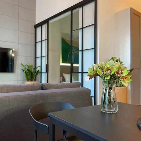 Urban Premium, Sokolska 30 Towers No 3, Free Parking, Gym & Sauna, Self Check-in * 卡托维兹